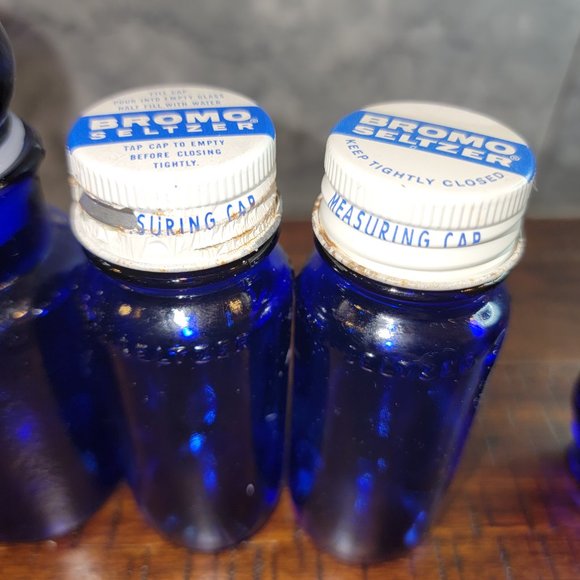 Vintage Cobalt Blue Glass, Small Lot of 4" Apothecary bottles - Picture 4 of 4